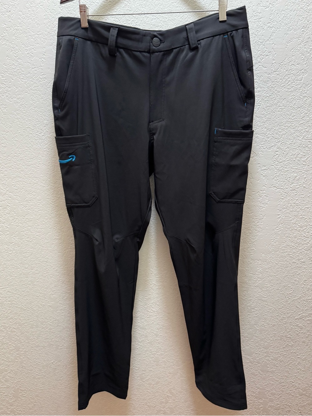 Amazon Men’s L Black Stretch Cargo Hiking Pants 37x32 New